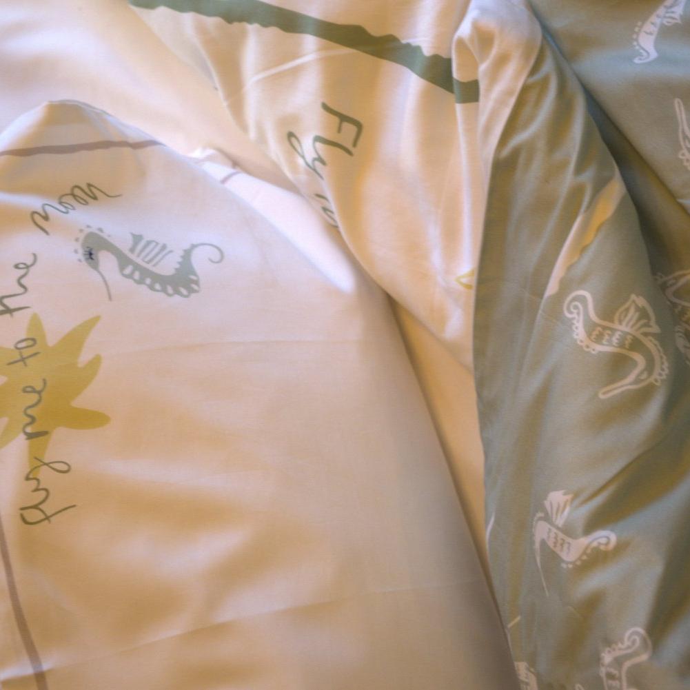 Fly me to the Moon - Reversible Duvet Set