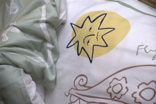 Fly me to the Moon - Children's Reversible Duvet Set