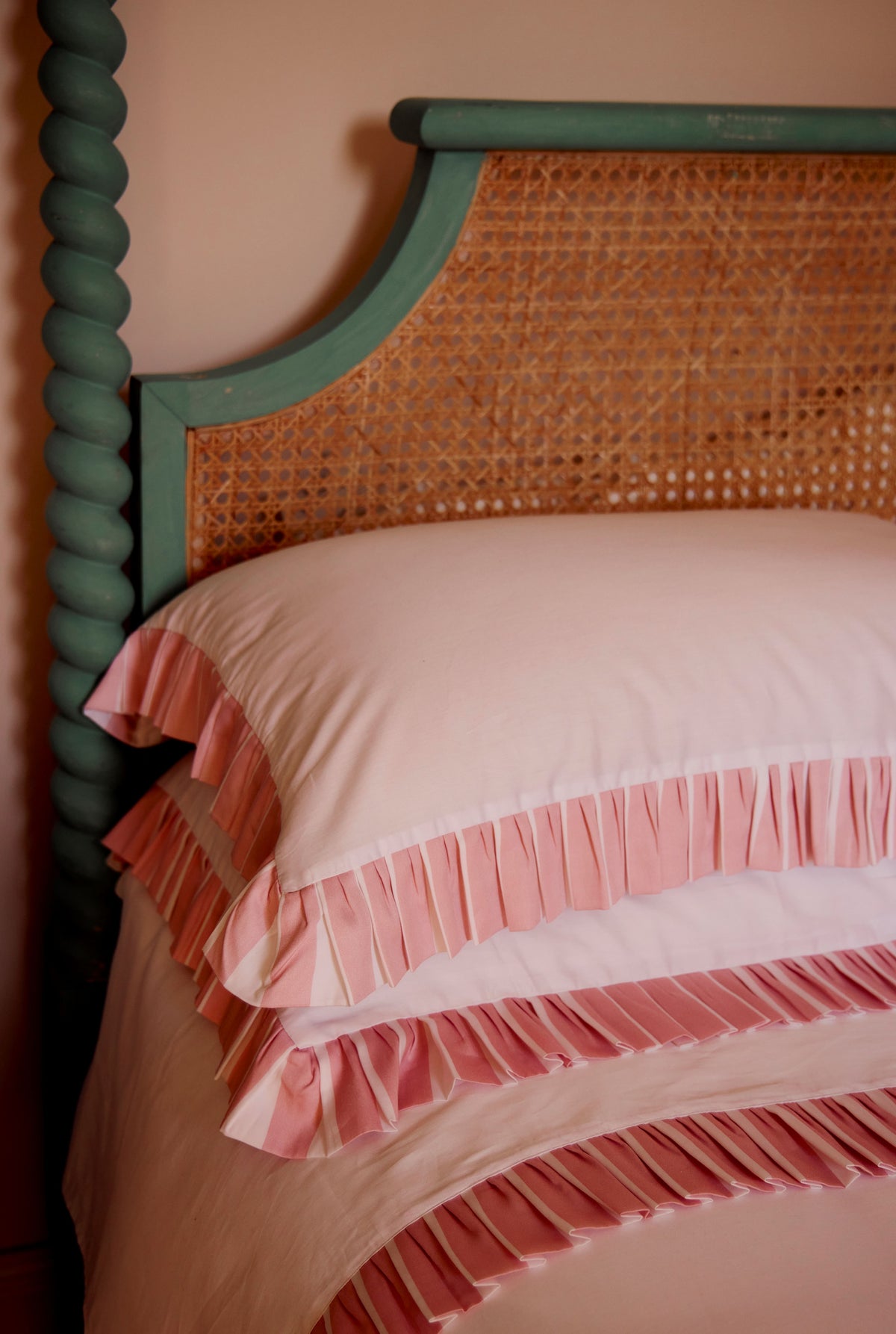 Marshmallow Stripe Bundle Set